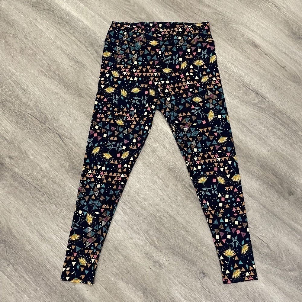 Lularoe Tall & Curvey Multi-Color Leggings